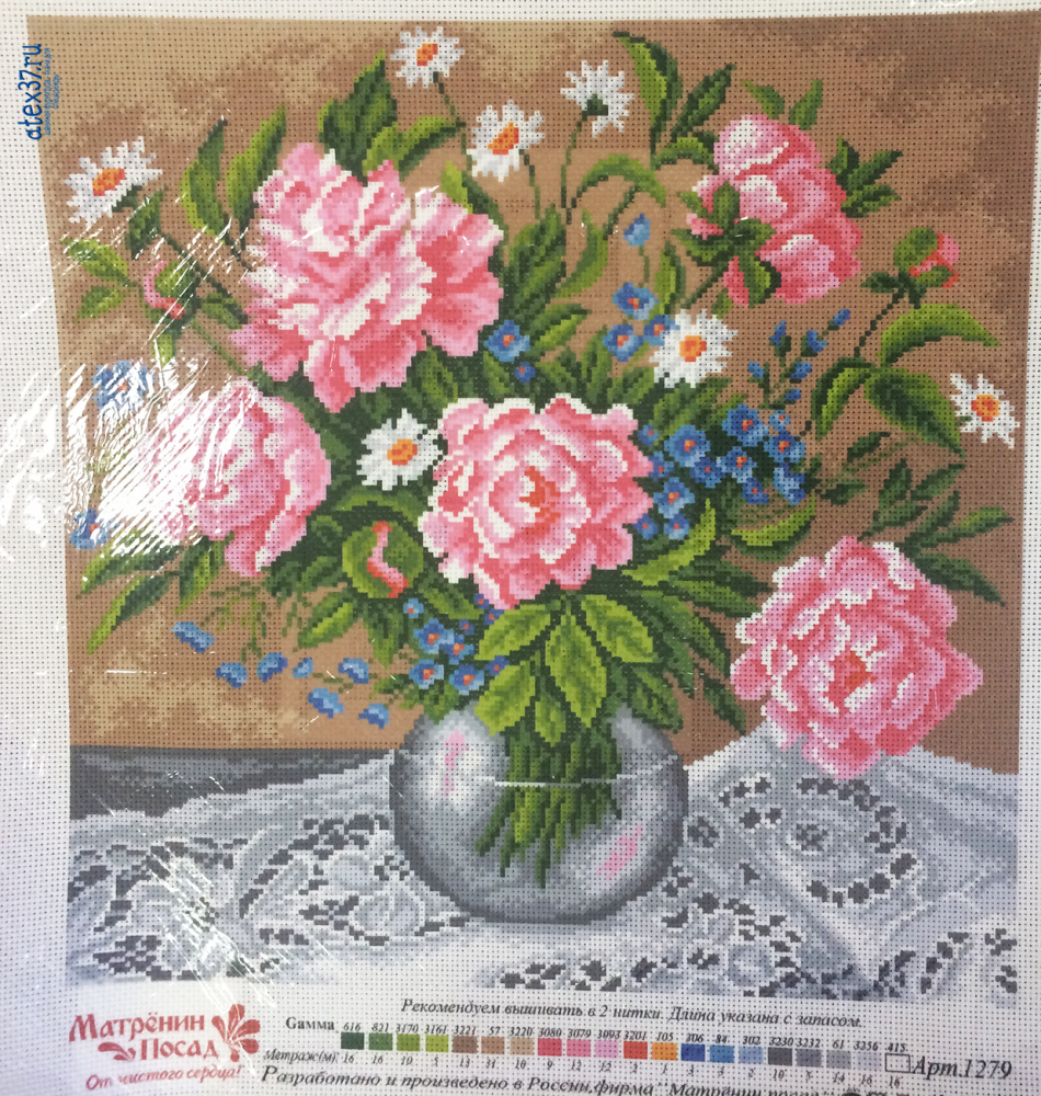 Рисунок на канве МП-1279, размер канвы 41*41см